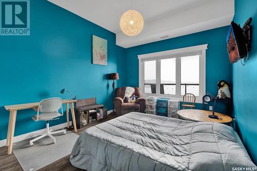 302 515 La Ronge Avenue, La Ronge, SK - Indoor Photo Showing Bedroom