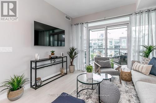 326 - 415 Sea Ray Avenue, Innisfil, ON - Indoor Photo Showing Living Room