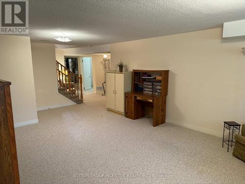 14 - 6 Piazza Verde, New Tecumseth, ON - Indoor Photo Showing Other Room