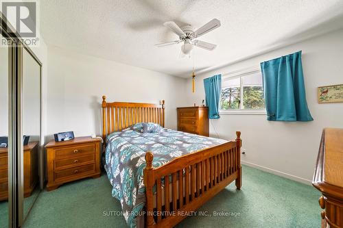 3156 25 Sideroad, Innisfil, ON - Indoor Photo Showing Bedroom