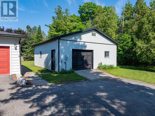 3156 25 Sideroad, Innisfil, ON - Outdoor