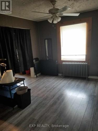 49-51 Sixth Avenue, Timmins, ON - Indoor Photo Showing Other Room