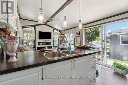 246 - 8845 Lundy'S Lane, Niagara Falls, ON - Indoor Photo Showing Kitchen With Double Sink