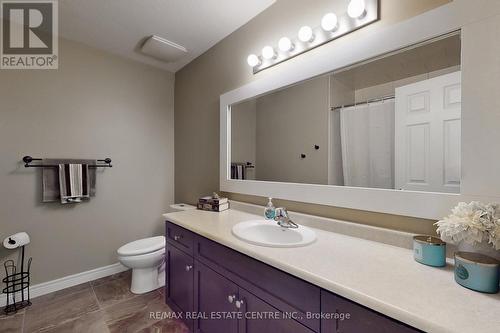 19 Mussen Street, Guelph (Brant), ON - Indoor Photo Showing Bathroom