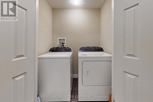 19 Mussen Street, Guelph (Brant), ON - Indoor Photo Showing Laundry Room