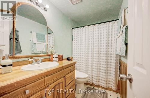 60 - 51 Paulander Drive, Kitchener, ON - Indoor Photo Showing Bathroom