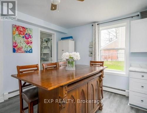 132 Moira Street E, Belleville, ON - Indoor Photo Showing Dining Room