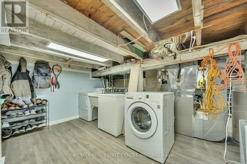 75 Selkirk Street, Cambridge, ON - Indoor Photo Showing Laundry Room