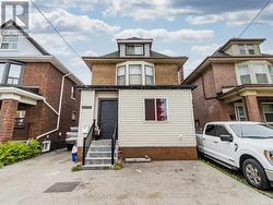 43 GAGE AVENUE  Hamilton, ON L8L 6Z5