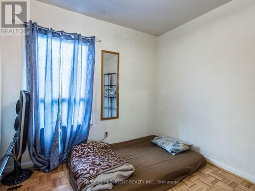 43 Gage Avenue, Hamilton, ON - Indoor Photo Showing Bedroom