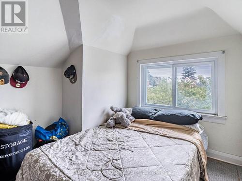 43 Gage Avenue, Hamilton, ON - Indoor Photo Showing Bedroom