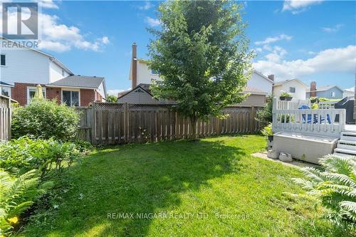 33 Naples Court, Thorold, ON - Outdoor