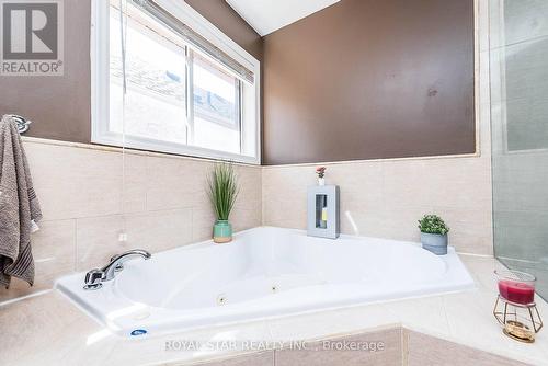 6 Baccarat Crescent, Brampton, ON - Indoor Photo Showing Bathroom