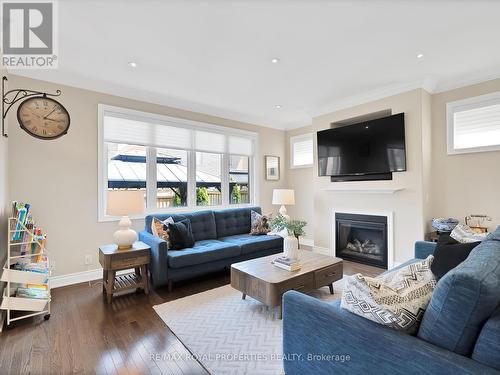 23 Lorenville Drive, Brampton, ON - Indoor Photo Showing Living Room