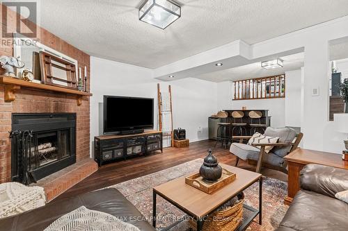 2433 Whittaker Drive, Burlington, ON - Indoor Photo Showing Living Room With Fireplace