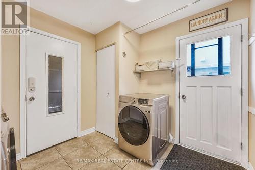 14 Jill Crescent, Brampton, ON - Indoor Photo Showing Laundry Room