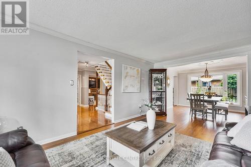 14 Jill Crescent, Brampton, ON - Indoor Photo Showing Living Room