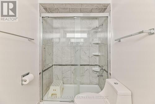 2048 Martin Grove Road, Toronto, ON -  Photo Showing Bathroom