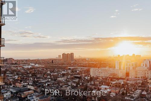 1610 - 1285 Dupont Street, Toronto (Dovercourt-Wallace Emerson-Junction), ON - Outdoor With View