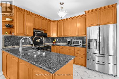 110 Pappain Crescent, Brampton, ON - Indoor Photo Showing Kitchen With Double Sink