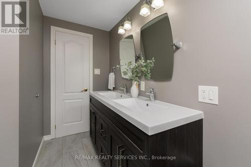 188 Royal Salisbury Way, Brampton, ON - Indoor Photo Showing Bathroom