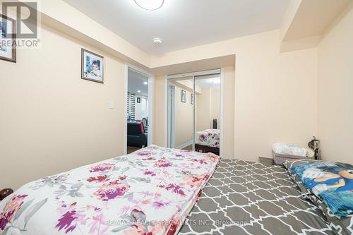 16 Mountland Road, Brampton, ON - Indoor Photo Showing Bedroom