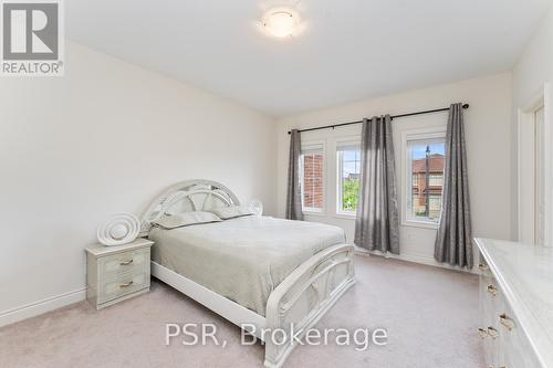12 Danfield Court, Brampton, ON - Indoor Photo Showing Bedroom