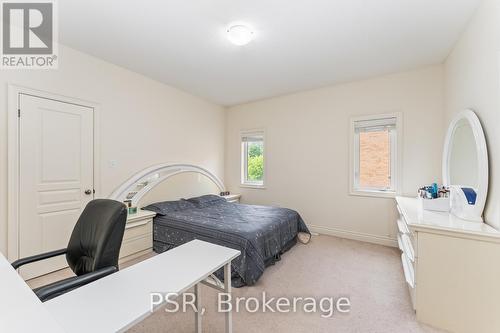 12 Danfield Court, Brampton, ON - Indoor Photo Showing Bedroom