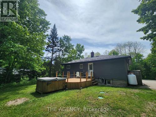 155 Balsam Chutes W, Huntsville, ON - Outdoor With Deck Patio Veranda With Backyard