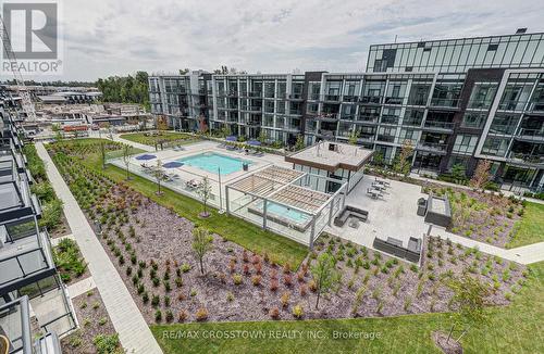 427 - 415 Sea Ray Avenue, Innisfil, ON - Outdoor With In Ground Pool