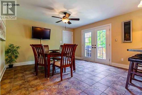 10300 Ravenshoe Road, Georgina, ON - Indoor Photo Showing Dining Room