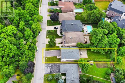 18 Walmer Road, Richmond Hill, ON - Outdoor With View