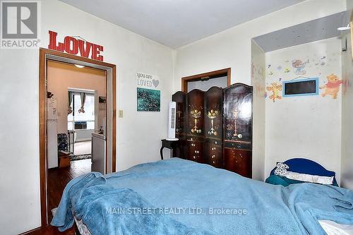 88 Spruce Street, Aurora, ON - Indoor Photo Showing Bedroom