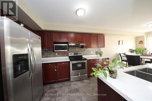 82 Atherton Avenue, Ajax (Northwest Ajax), ON - Indoor Photo Showing Kitchen