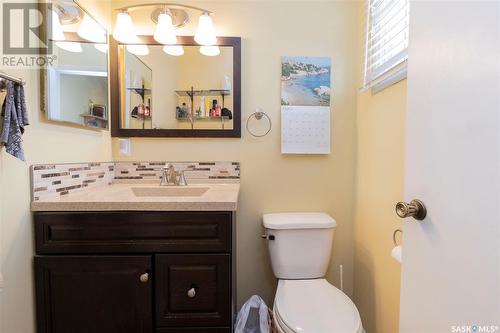 34 Albany Crescent, Saskatoon, SK - Indoor Photo Showing Bathroom