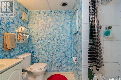 34 Albany Crescent, Saskatoon, SK - Indoor Photo Showing Bathroom