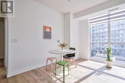 402 - 32 Forest Manor Road, Toronto, ON - Indoor