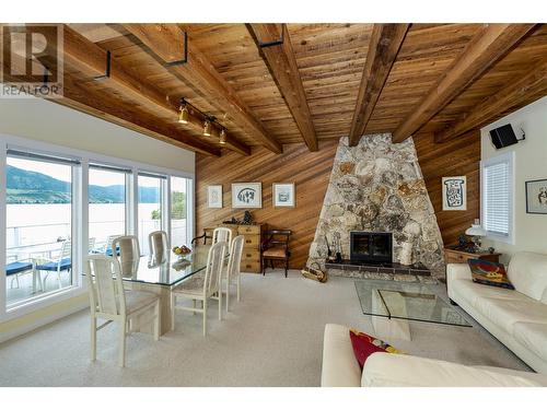 7870 Tronson Road, Vernon, BC - Indoor With Fireplace