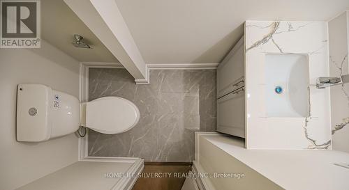 2 Boathouse Road, Brampton, ON - Indoor Photo Showing Bathroom