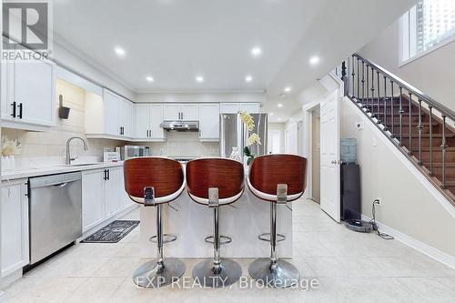 47 Simmonds Drive, Guelph (Waverley), ON - Indoor Photo Showing Kitchen