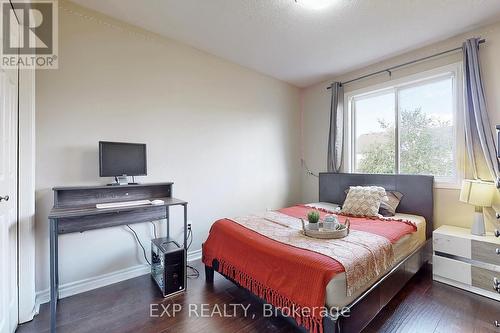 47 Simmonds Drive, Guelph (Waverley), ON - Indoor Photo Showing Bedroom