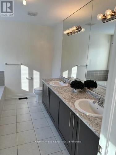 23 Owens Road, New Tecumseth, ON - Indoor Photo Showing Bathroom