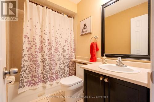 12 Heartview Road, Brampton, ON - Indoor Photo Showing Bathroom