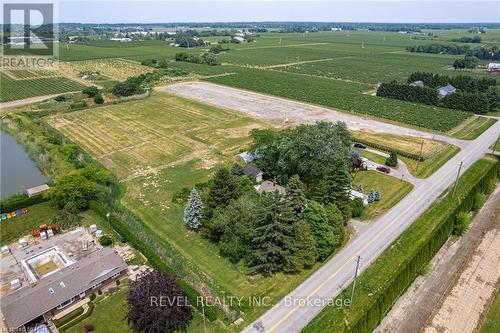 882 Line 1 Road, Niagara-On-The-Lake, ON - Outdoor With View