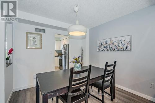 33 - 302 College Avenue W, Guelph, ON - Indoor Photo Showing Dining Room