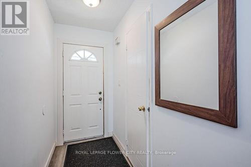 33 - 302 College Avenue W, Guelph, ON - Indoor Photo Showing Other Room