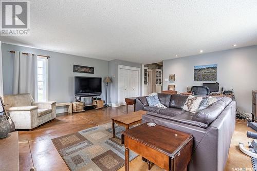 Winds Edge Farm, Corman Park Rm No. 344, SK - Indoor Photo Showing Living Room