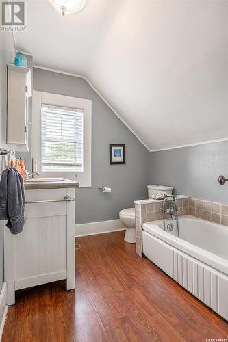 Winds Edge Farm, Corman Park Rm No. 344, SK - Indoor Photo Showing Bathroom