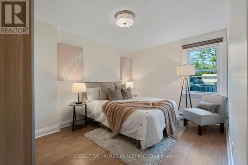 17 Crestland Avenue, Toronto, ON - Indoor Photo Showing Bedroom
