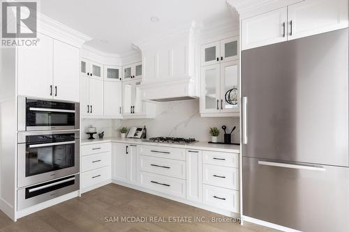 298 Keele Street, Toronto, ON - Indoor Photo Showing Kitchen With Upgraded Kitchen
